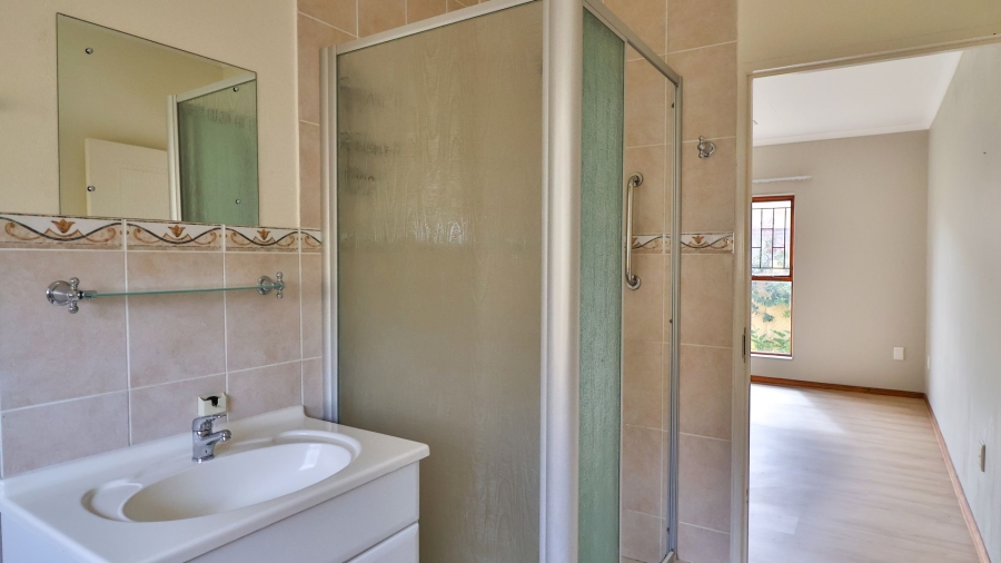 3 Bedroom Property for Sale in Sandbaai Western Cape